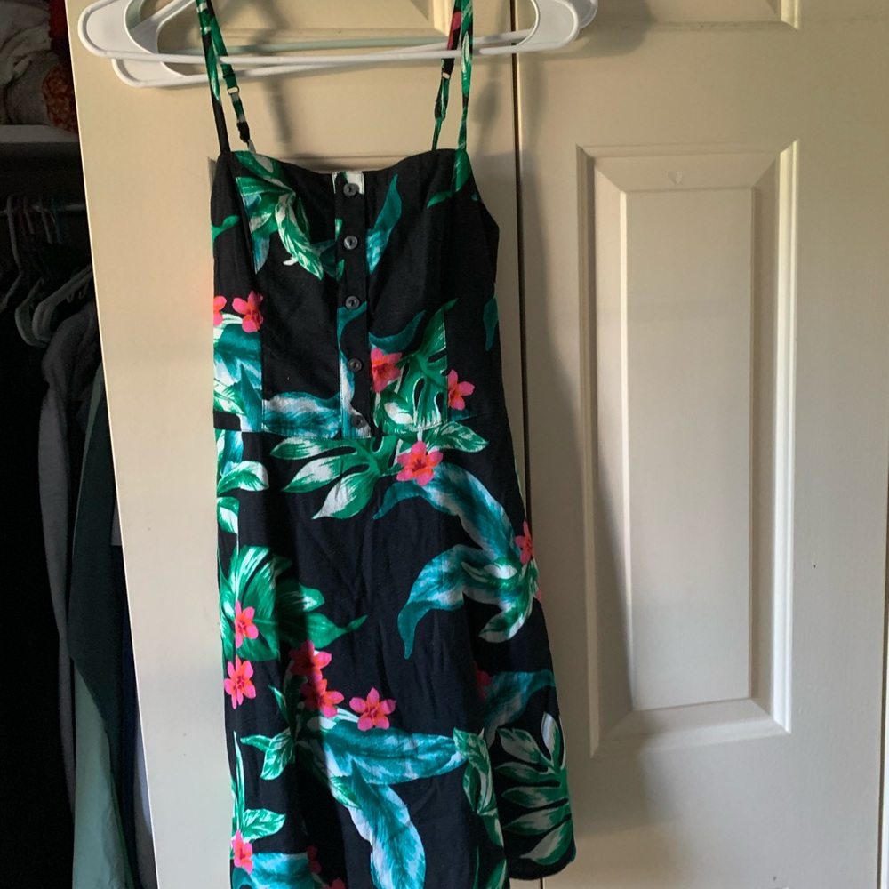 hollister flowered dress